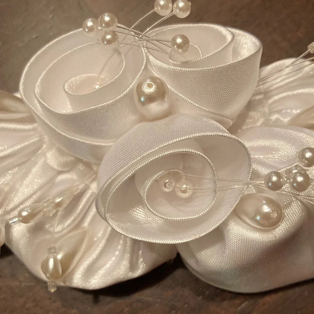 White Satin Pearl Floral Hair Clip for Women